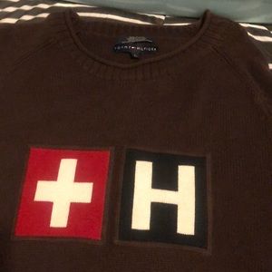 Long sleeve Tommy Hilfiger sweater